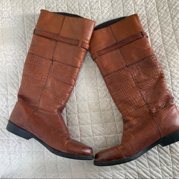 Vintage Leather Winter Brown Boots - Picture 7 of 12